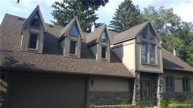 front view picture of 46150 7 Mile Rd, Northville, MI. 48167