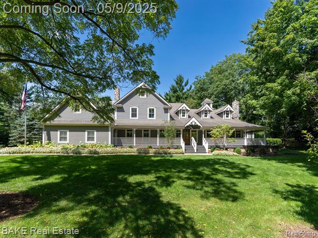 front view picture of 46900 Stratford Ct, Northville, MI. 48167