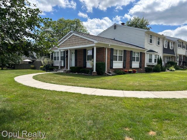 front view picture of 19663 Ironwood Ct, Northville, MI. 48167