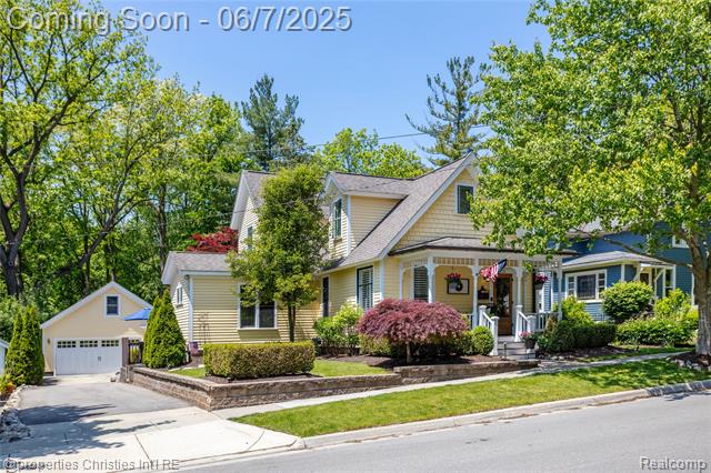 front view picture of 221 N Rogers, Northville, MI. 48167