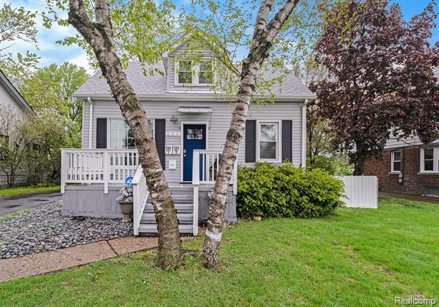 front view picture of 286 Withington St, Ferndale, MI. 48220