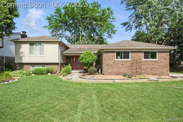 front view picture of 7506 Capri, Canton, MI. 48187