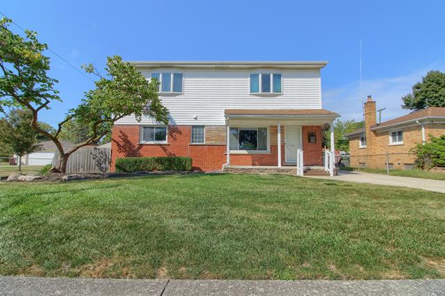 front view picture of 31738 Rush, Garden City, MI. 48135