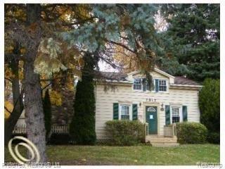 front view picture of 7917 Canton Center N, Canton, MI. 48187