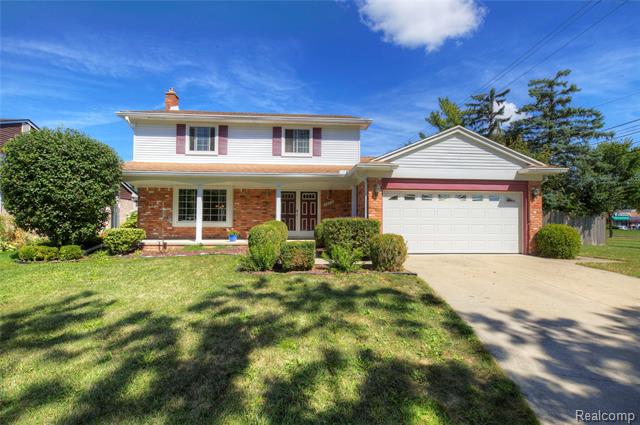 front view picture of 45412 Embassy Ct, Canton, MI. 48187