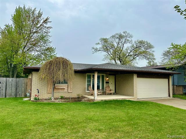 front view picture of 44298 Arlington, Canton, MI. 48187