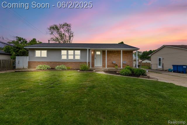 front view picture of 33651 Cowan, Westland, MI. 48185