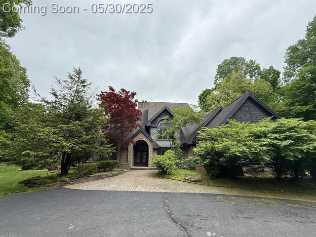front view picture of 8180 Ridge N, Canton, MI. 48187