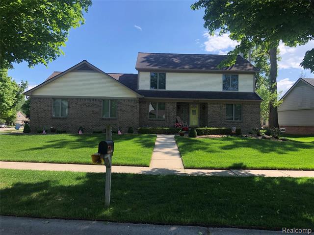 front view picture of 38345 Timberland, Westland, MI. 48185