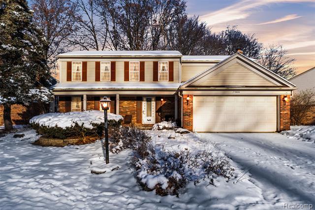 front view picture of 33838 Whitewood, Westland, MI. 48185