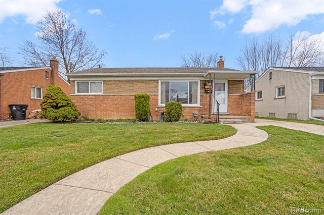 front view picture of 8531 Blackburn, Westland, MI. 48185