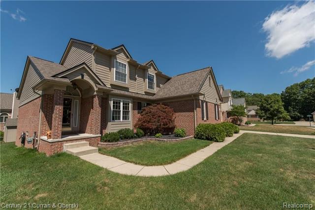 front view picture of 8159 Pickering, Westland, MI. 48185