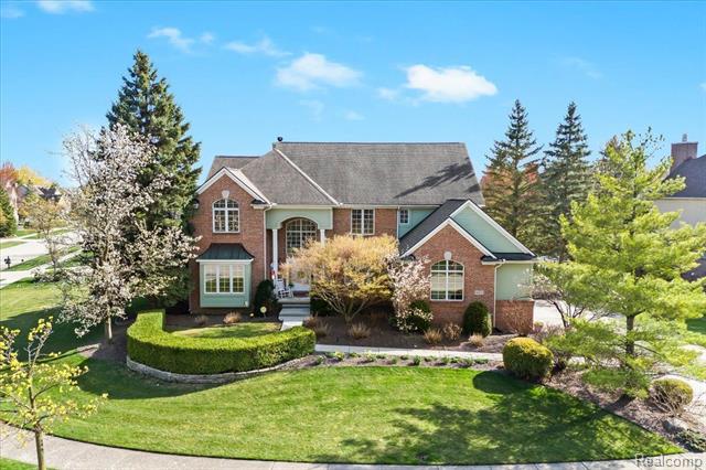 front view picture of 46833 Marisa Ct, Plymouth, MI. 48170
