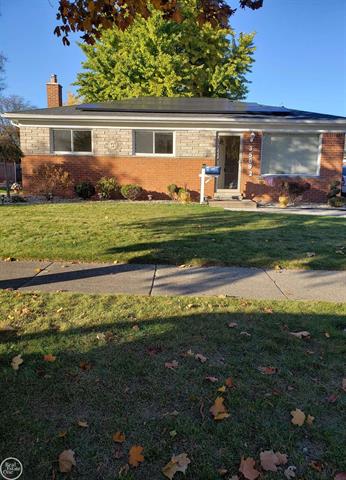 front view picture of 35692 Hees, Livonia, MI. 48150