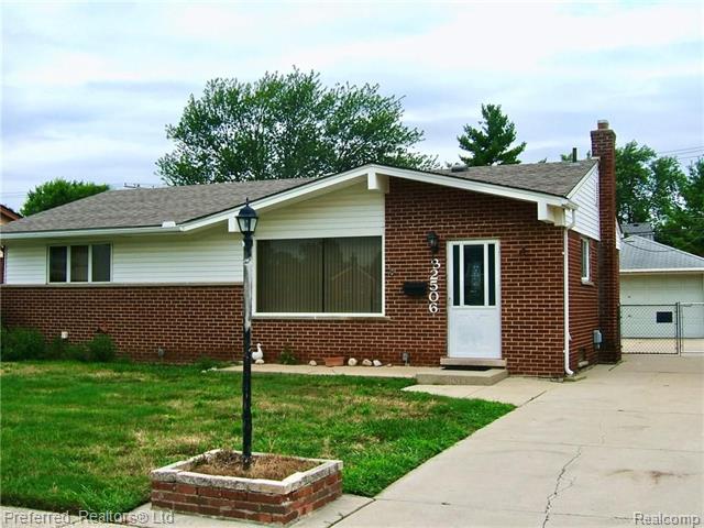 front view picture of 32506 Joy, Livonia, MI. 48150