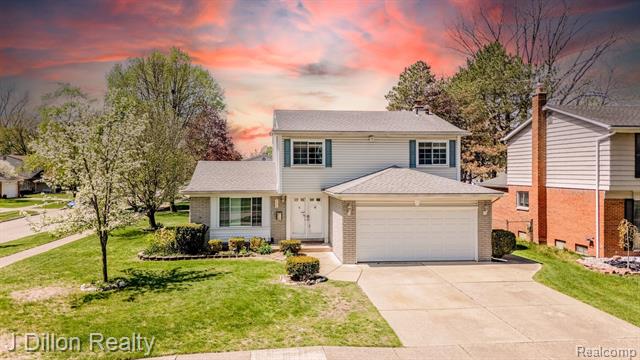 front view picture of 9121 Tavistock, Plymouth, MI. 48170