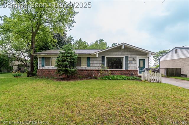 front view picture of 9437 Tavistock, Plymouth, MI. 48170
