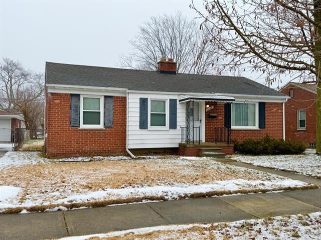 front view picture of 11422 Mayfield, Livonia, MI. 48150