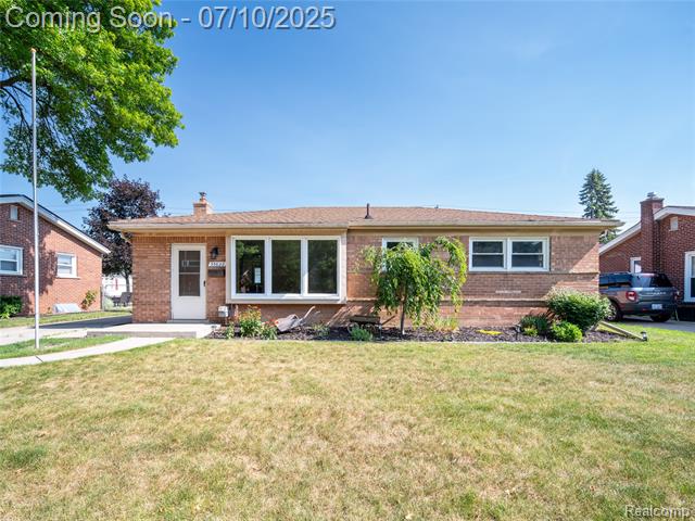 front view picture of 35622 Minton, Livonia, MI. 48150