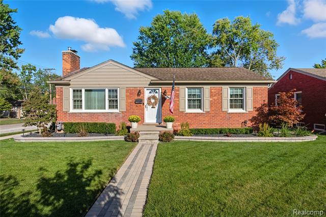 front view picture of 9840 Brookfield, Livonia, MI. 48150