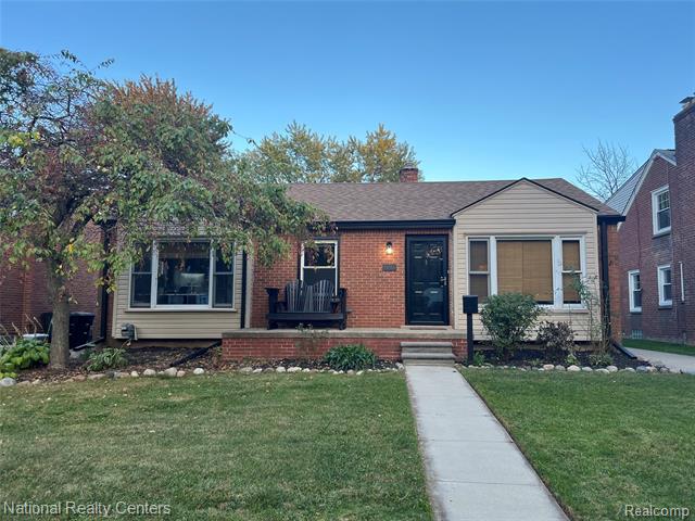 front view picture of 11016 Arden, Livonia, MI. 48150