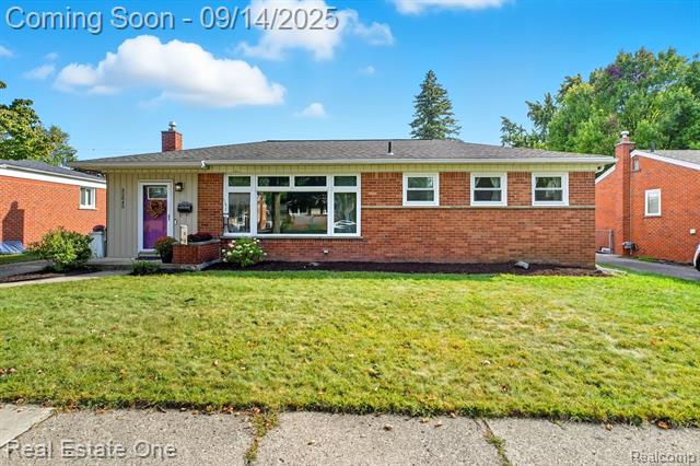 front view picture of 35845 Richland, Livonia, MI. 48150