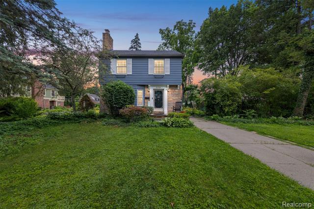 front view picture of 31718 West Chicago, Livonia, MI. 48150