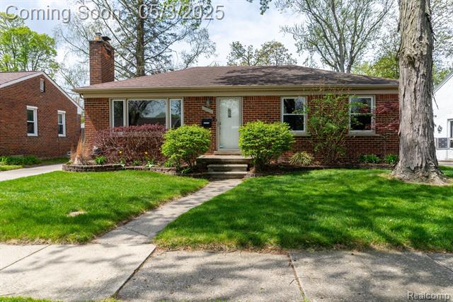 front view picture of 9611 Roseland, Livonia, MI. 48150