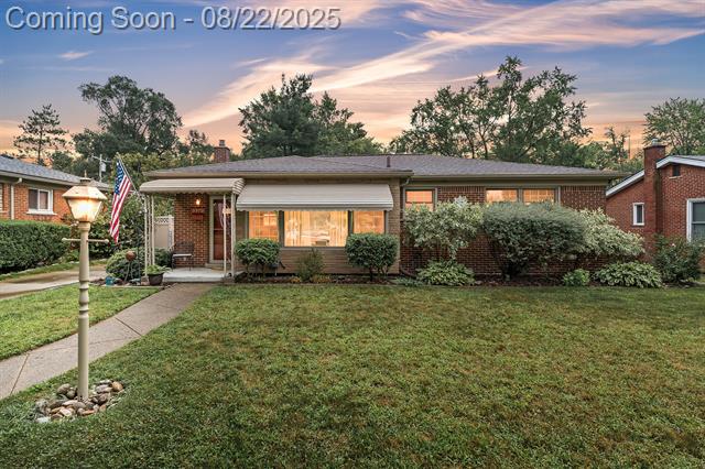 front view picture of 9970 Hambelton, Livonia, MI. 48150