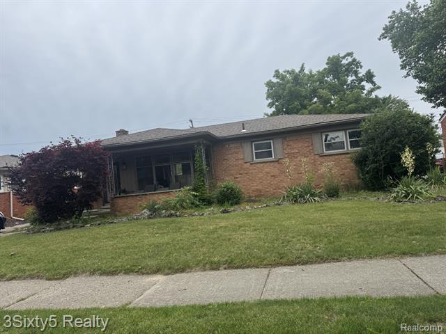 front view picture of 35852 Pinetree, Livonia, MI. 48150