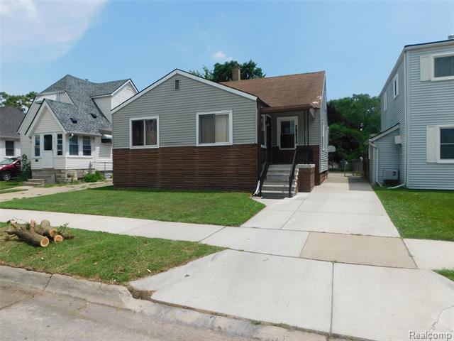front view picture of 23074 Hazelwood Ave, Hazel Park, MI. 48030