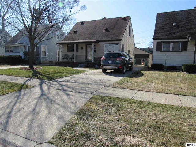 front view picture of 28563 Rush, Garden City, MI. 48135
