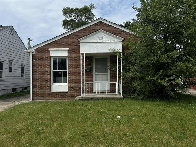 front view picture of 6727 Parkland, Dearborn Heights, MI. 48127