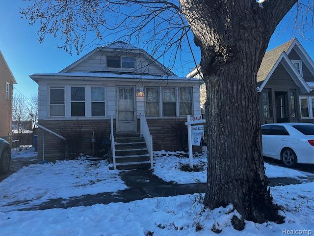 front view picture of 6373 Heyden, Dearborn Heights, MI. 48127