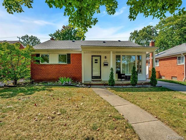 front view picture of 6899 Amboy, Dearborn Heights, MI. 48127