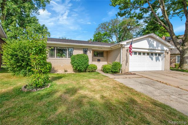 front view picture of 30700 Ledgecliff, Westland, MI. 48185