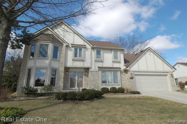 front view picture of 24397 Venice Dr, Novi, MI. 48374