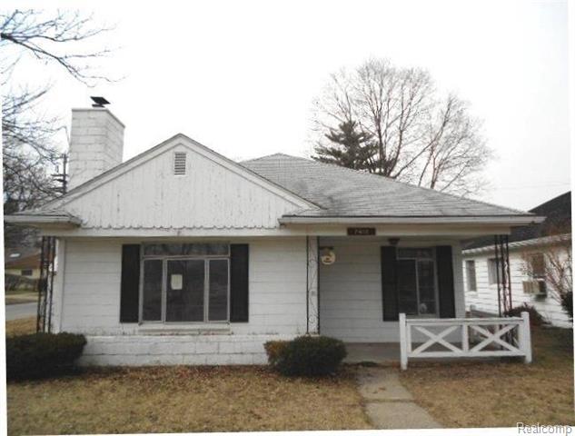 front view picture of 7401 Drexel, Dearborn Heights, MI. 48127