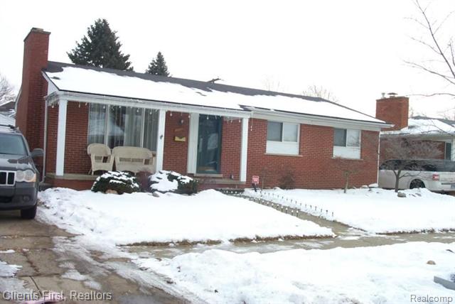front view picture of 7912 Donna, Westland, MI. 48185