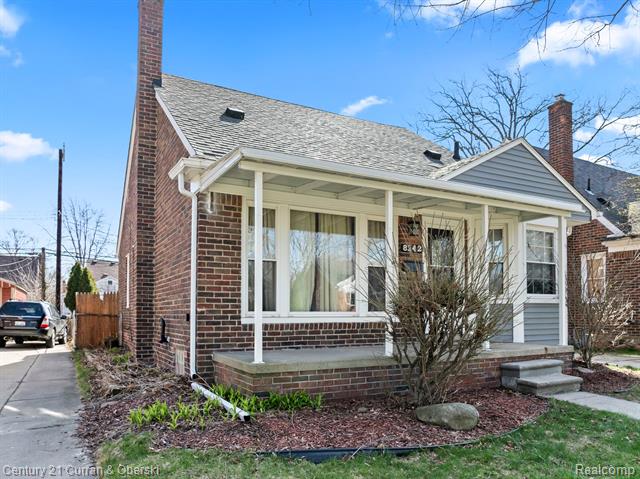 front view picture of 8242 Riverdale, Dearborn Heights, MI. 48127