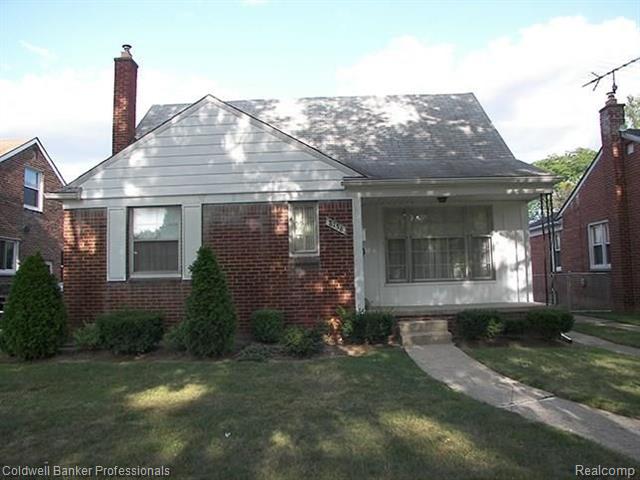 front view picture of 8156 Grayfield, Dearborn Heights, MI. 48127
