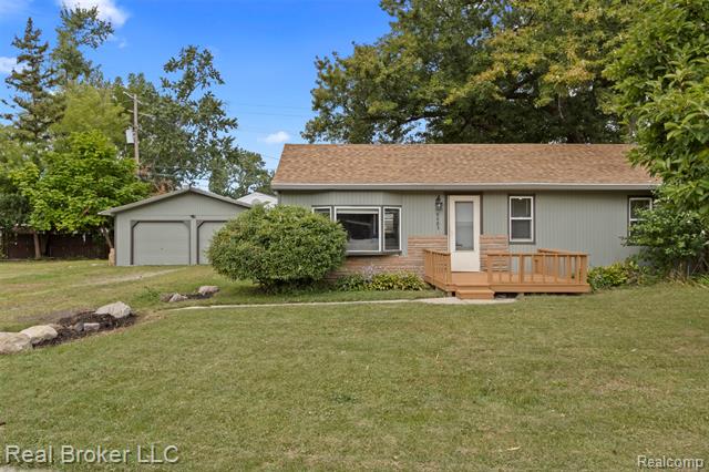 front view picture of 8483 Beatrice, Westland, MI. 48185