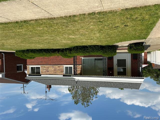 front view picture of 8816 Salem, Redford, MI. 48239