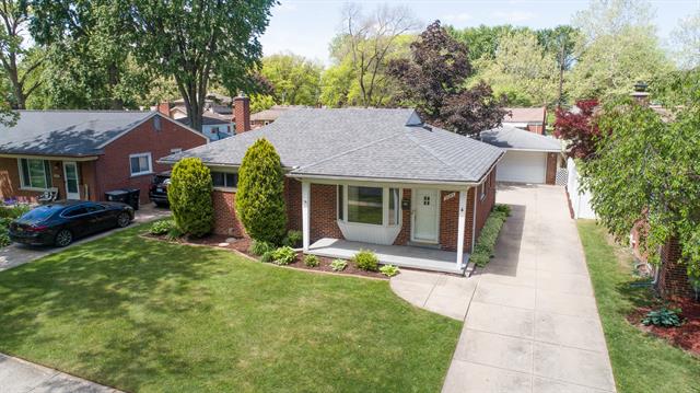 front view picture of 9085 Brentwood, Livonia, MI. 48150