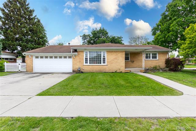 front view picture of 25547 Jennifer, Redford, MI. 48239