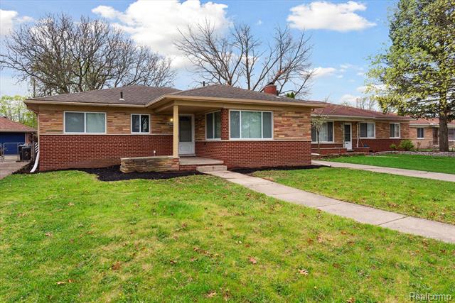 front view picture of 25611 Dover, Redford, MI. 48239