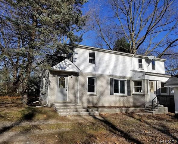 front view picture of 23650 Haynes St, Farmington, MI. 48336