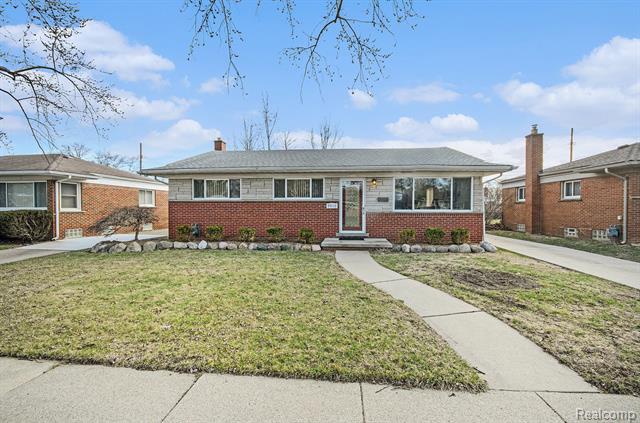 front view picture of 9010 Winston, Redford, MI. 48239