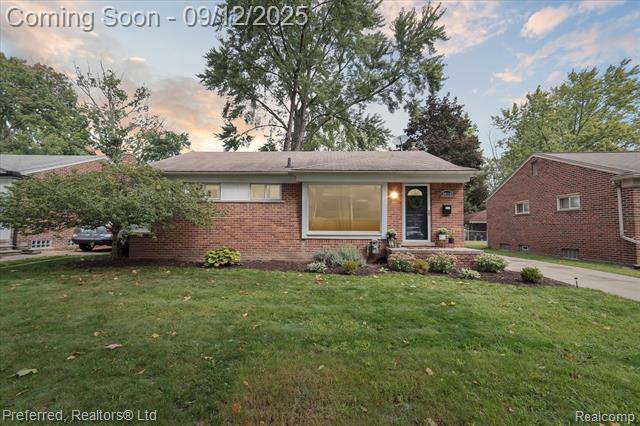 front view picture of 30110 Westfield, Livonia, MI. 48150