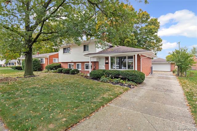 front view picture of 38831 Orangelawn, Livonia, MI. 48150